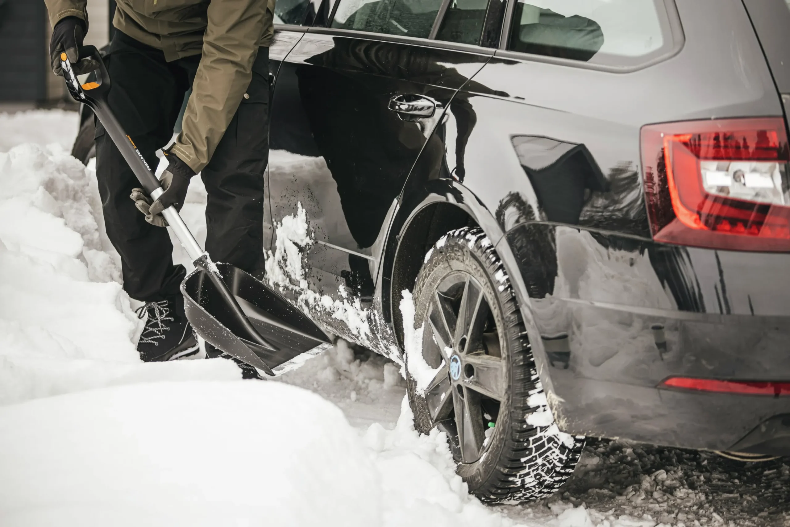 Bilsnöskyffel SnowXpert Teleskopisk>Fiskars