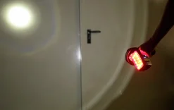 Ficklampa Multifunktion LED sidoljus och varningsblink><noscript><img width=