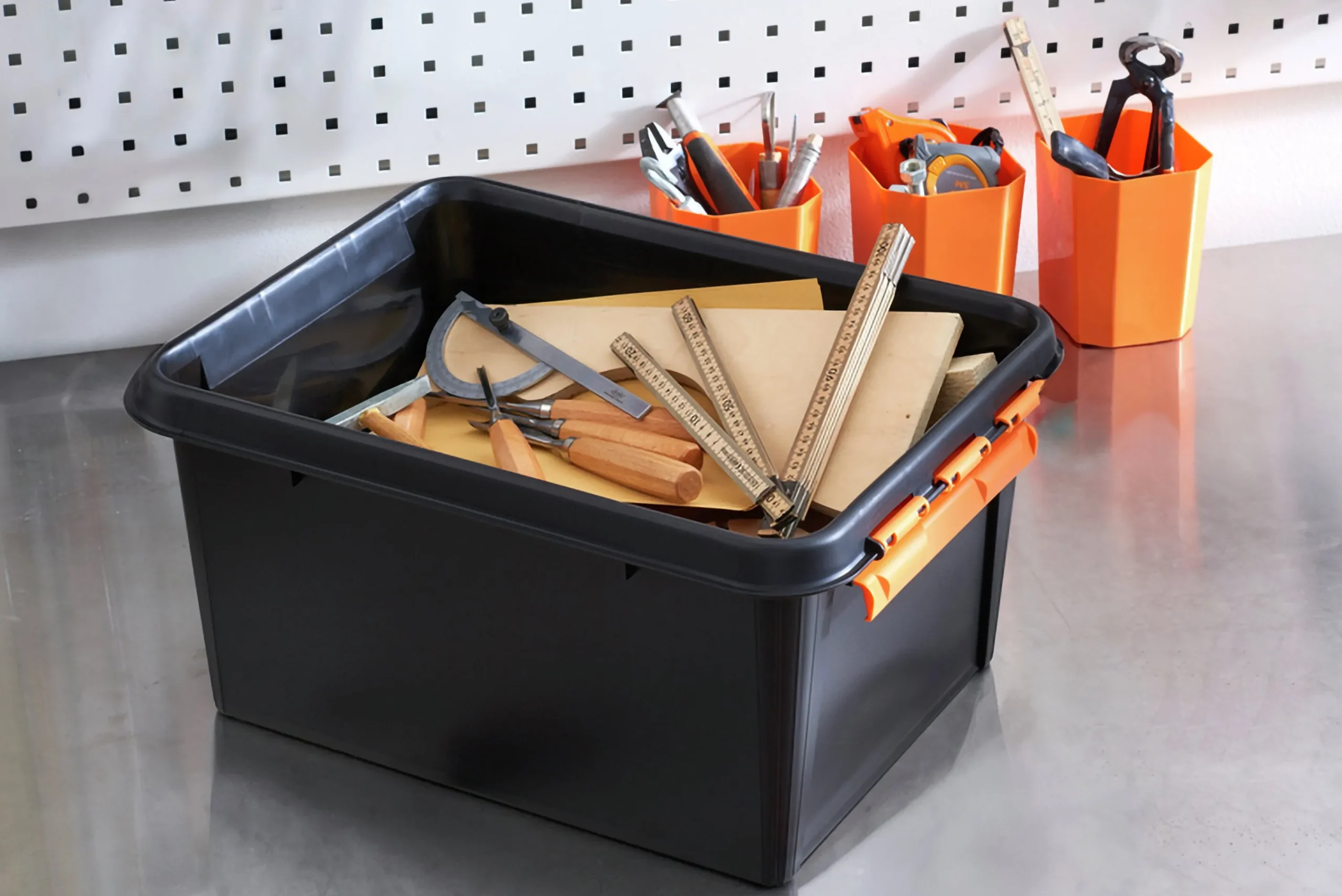 Förvaringsbox SmartStore PRO 15 med lock 14L>Orthex Hot