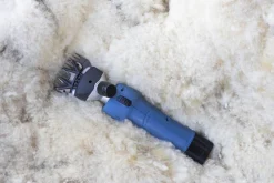 Klippmaskin Farmclipper Akku2 får med 2 batterier><noscript><img width=