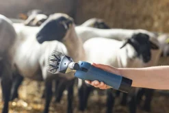 Klippmaskin Farmclipper Akku2 får med 2 batterier><noscript><img width=