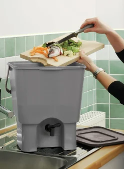 Komposthink Urban Garden 15L>GreenLine Clearance