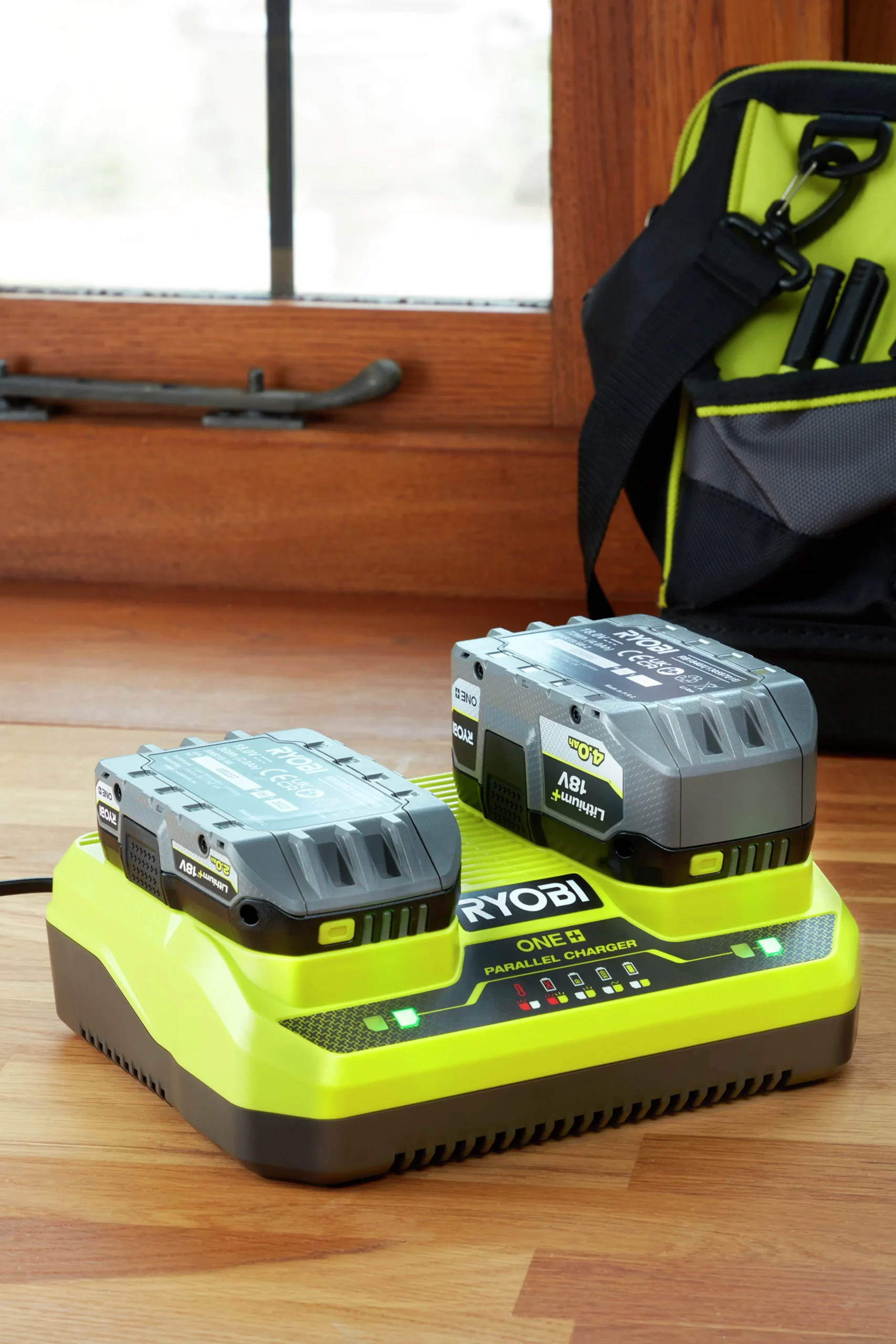 Laddare Dubbel RC18240 ONE+ 18V>Ryobi