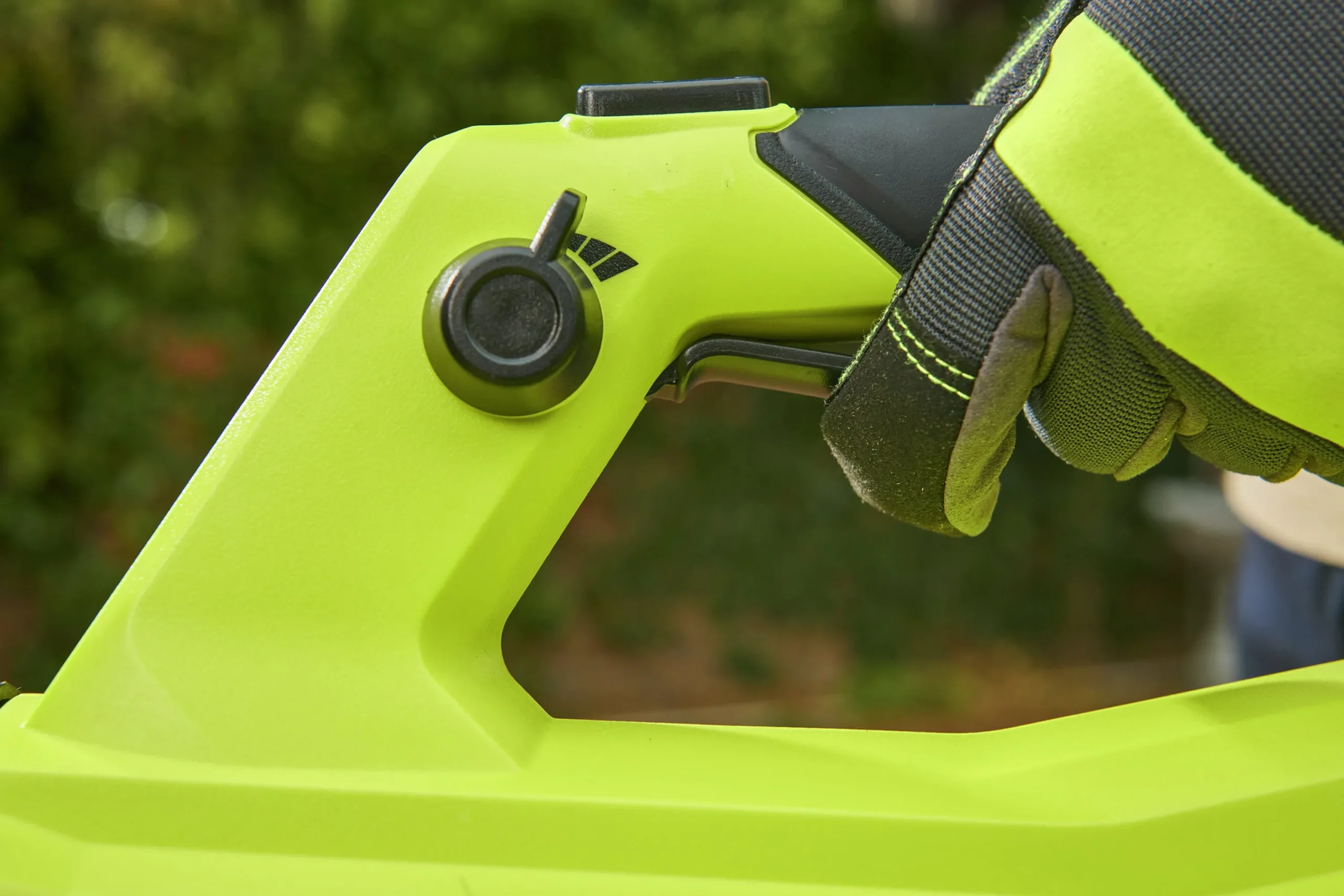 Lövblås ONE+ Whisper RY18BLXD 18V (exkl batteri)>Ryobi Discount