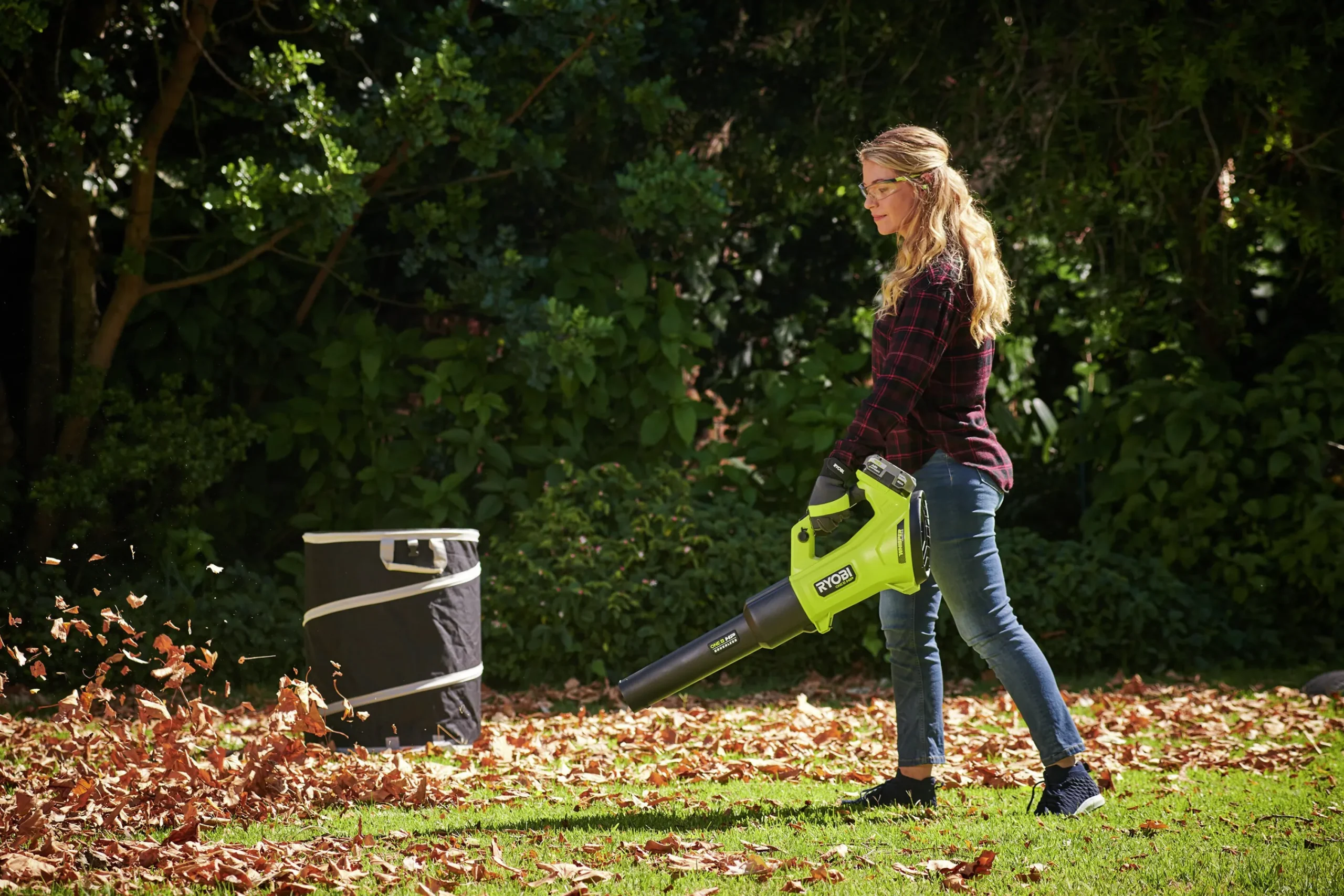 Lövblås ONE+ Whisper RY18BLXD 18V (exkl batteri)>Ryobi Discount