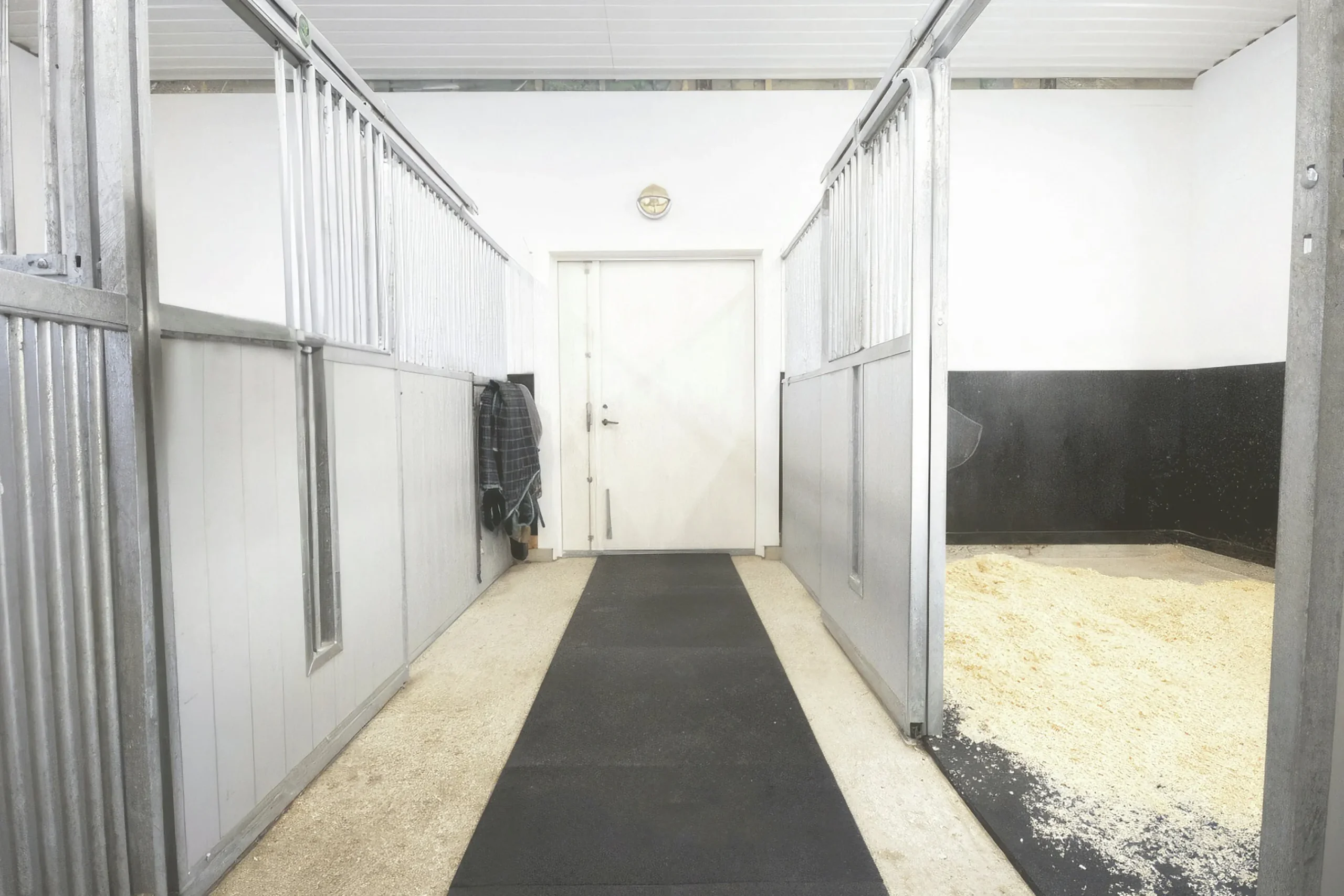 Stallmatta Ecorub Tile 20mm 100x100cm>Profarma Clearance