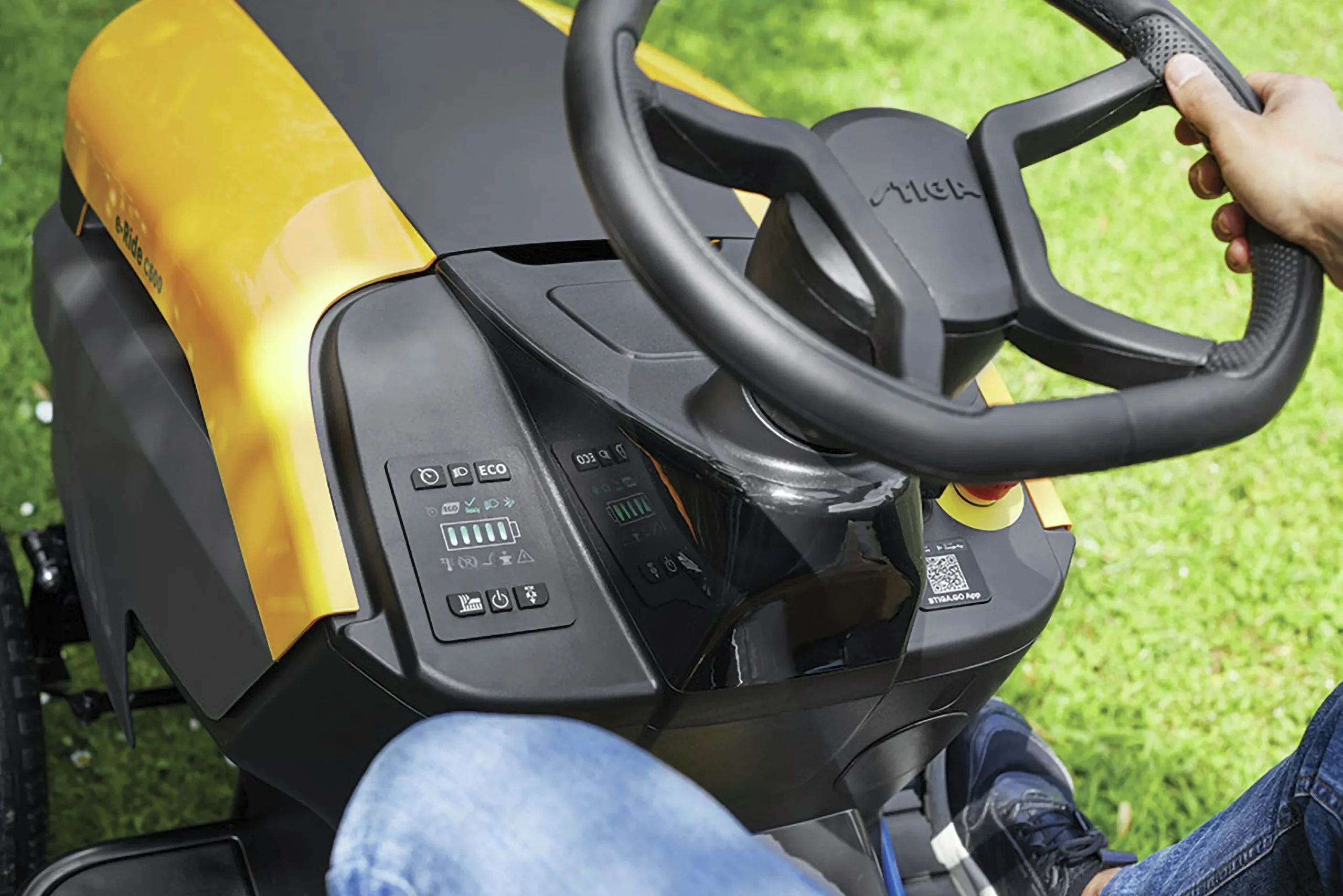 Traktor e-Ride C500 Estate 84>Stiga Sale